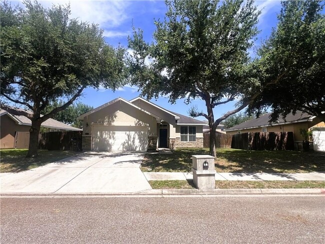Building Photo - 608 Steamboat Dr