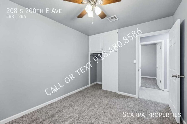 Building Photo - 208 S 200th E Ave