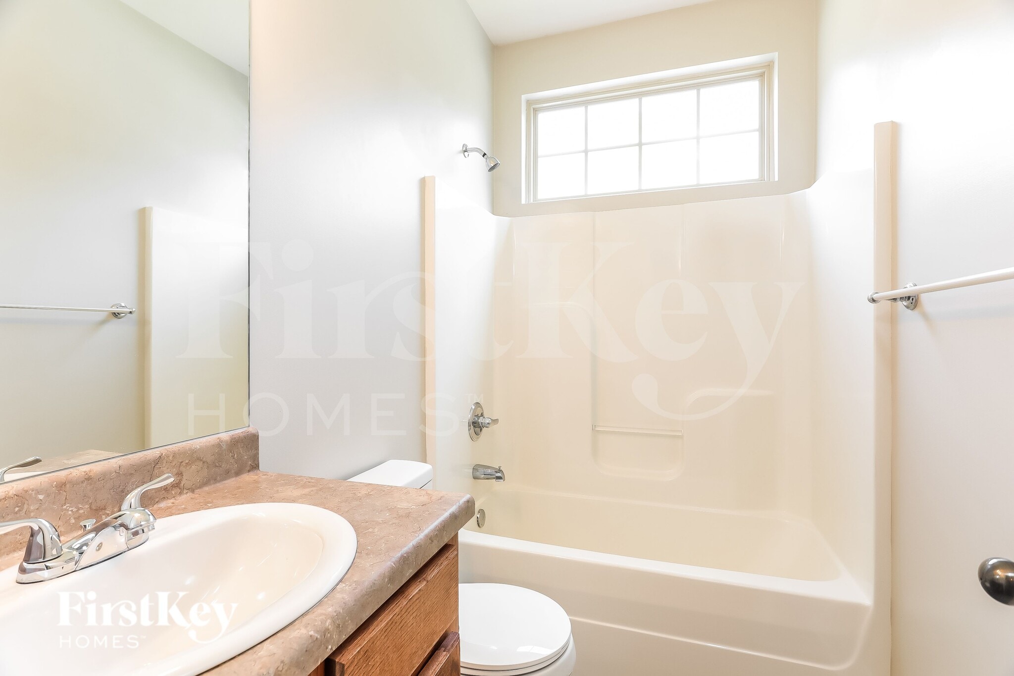 Building Photo - 20815 Sandy Dr