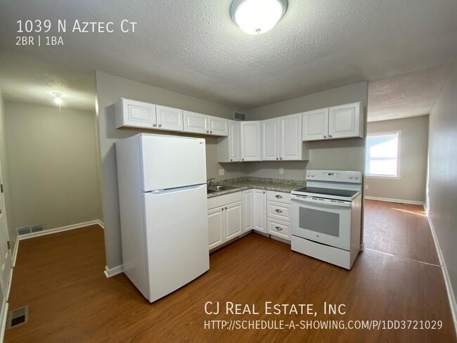 Building Photo - 1039 N Aztec Ct
