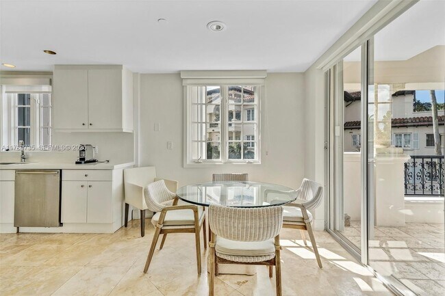 Building Photo - 19237 Fisher Island Dr