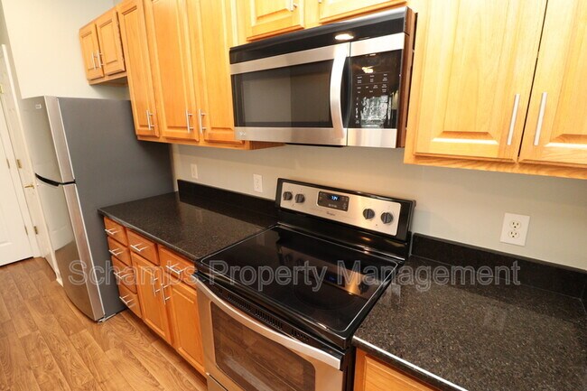 Building Photo - 223 Eyam Hall Ln