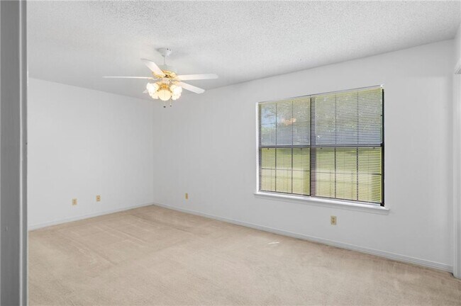 Building Photo - 5095 W Celtic Dr
