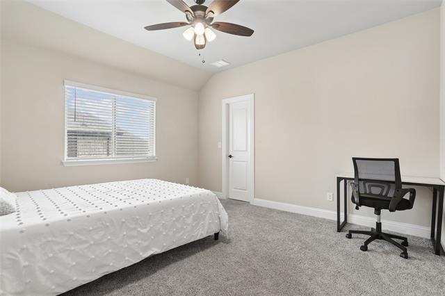 Building Photo - 3801 Mesa Verde Dr