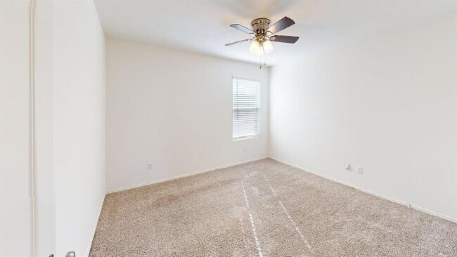 Building Photo - 1000 Berryhack Ct