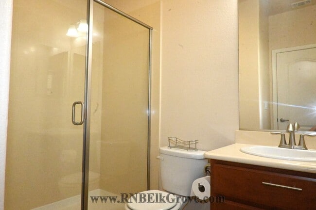 Building Photo - 8280 Columbo Cir