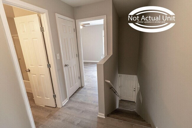 Building Photo - 1521 Typhoon Ct