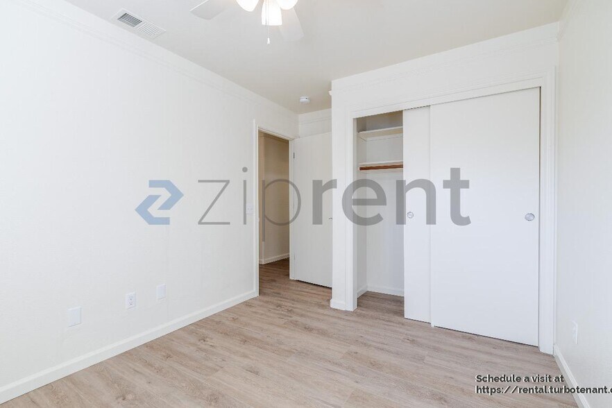 Building Photo - 2703 Albany Ave