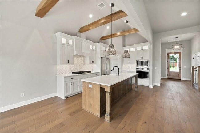 Building Photo - 8732 Beechgrove Dr