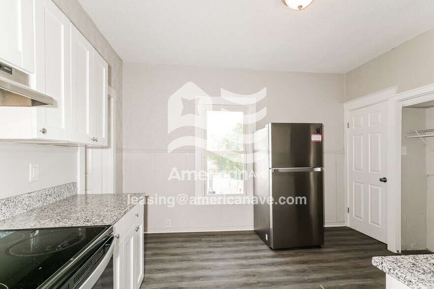 Building Photo - 6142 Payne Ave