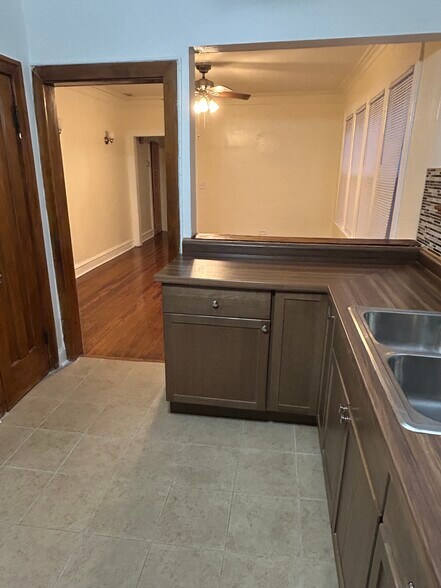 Kitchen into Dinning Room - 8128 S Marshfield Ave