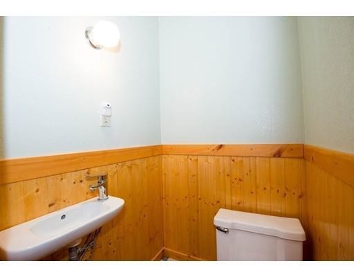 Building Photo - 2 bedroom in Ipswich MA 01938