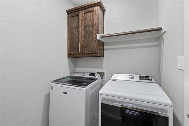 Building Photo - 607 Phillips Ct
