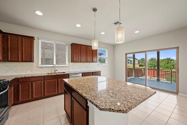 Building Photo - 5406 Traviston Dr