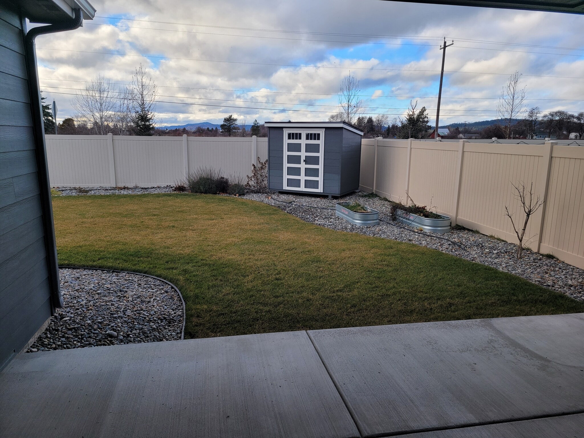 Building Photo - 1869 N Skagit Dr