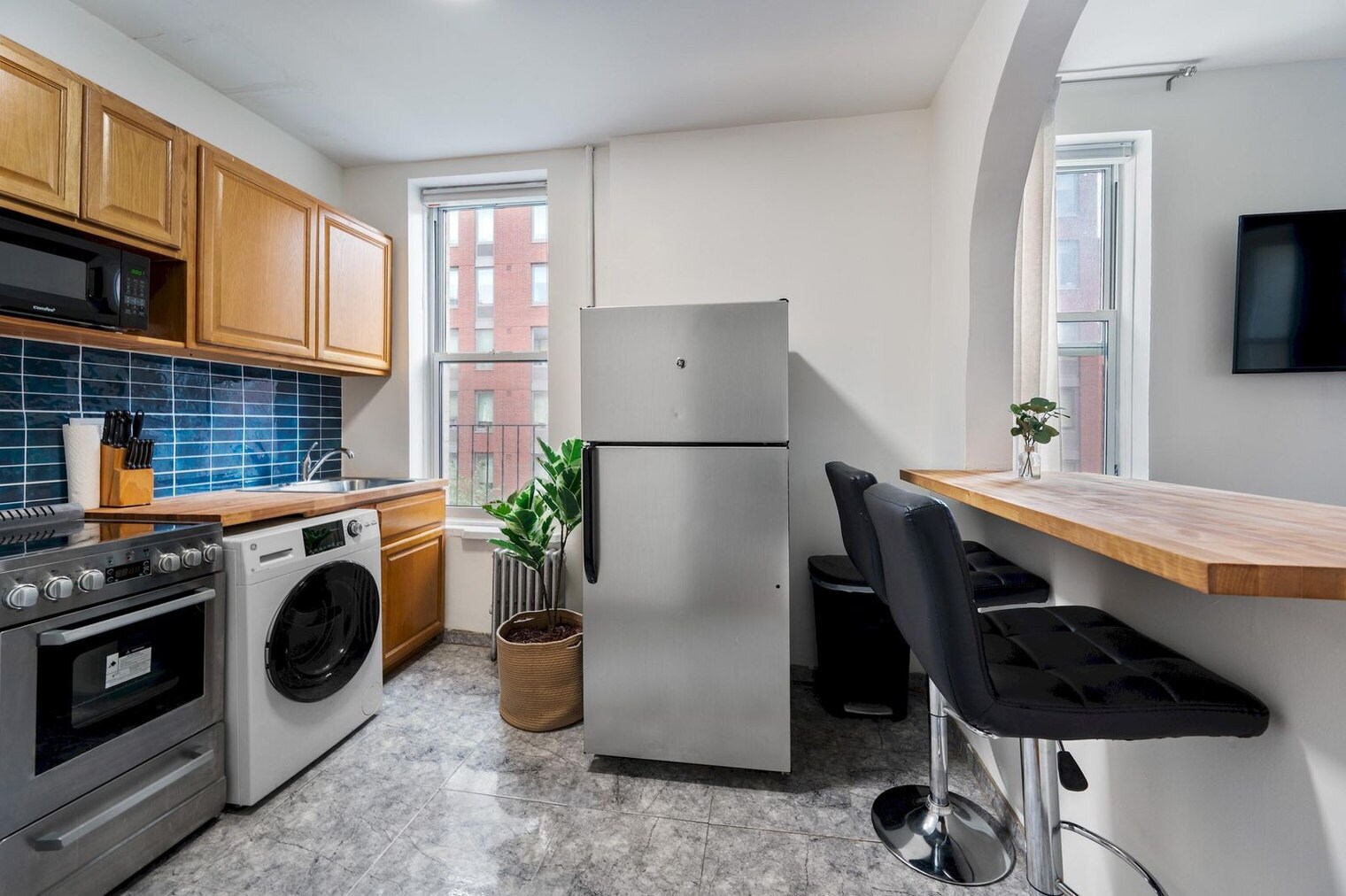 Building Photo - 7 E 91st St