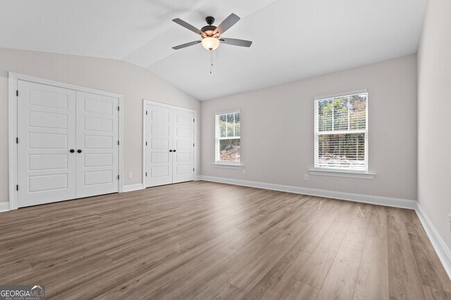Building Photo - 15 Azalea Ln