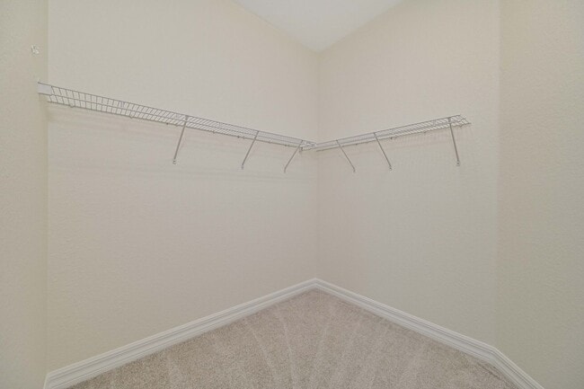 Building Photo - **Coach Home in Jonathans Bay - 3/2 + Den -  Water Views - 2 Car Garage**