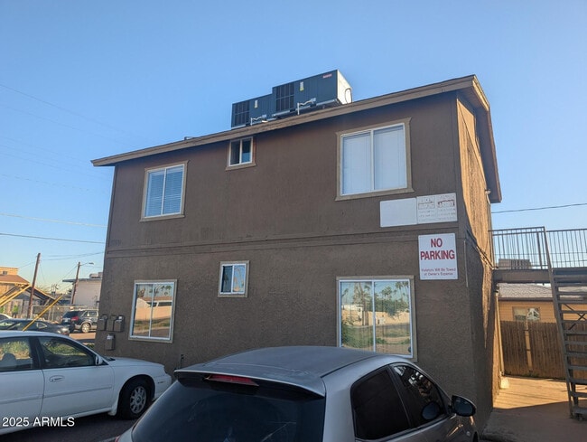 Building Photo - 7160 N 53rd Ave