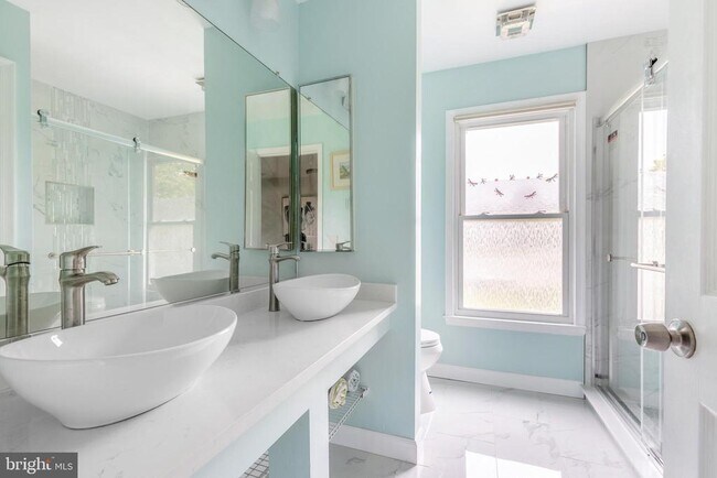 Building Photo - 9815 Wintercress Ct