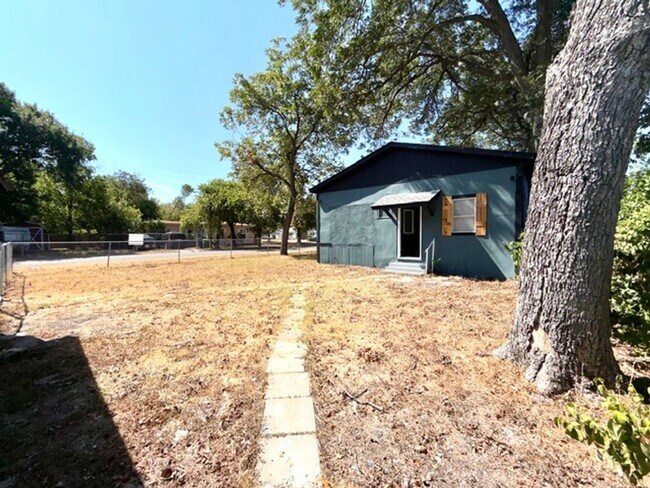 Building Photo - 3701 N 23rd St