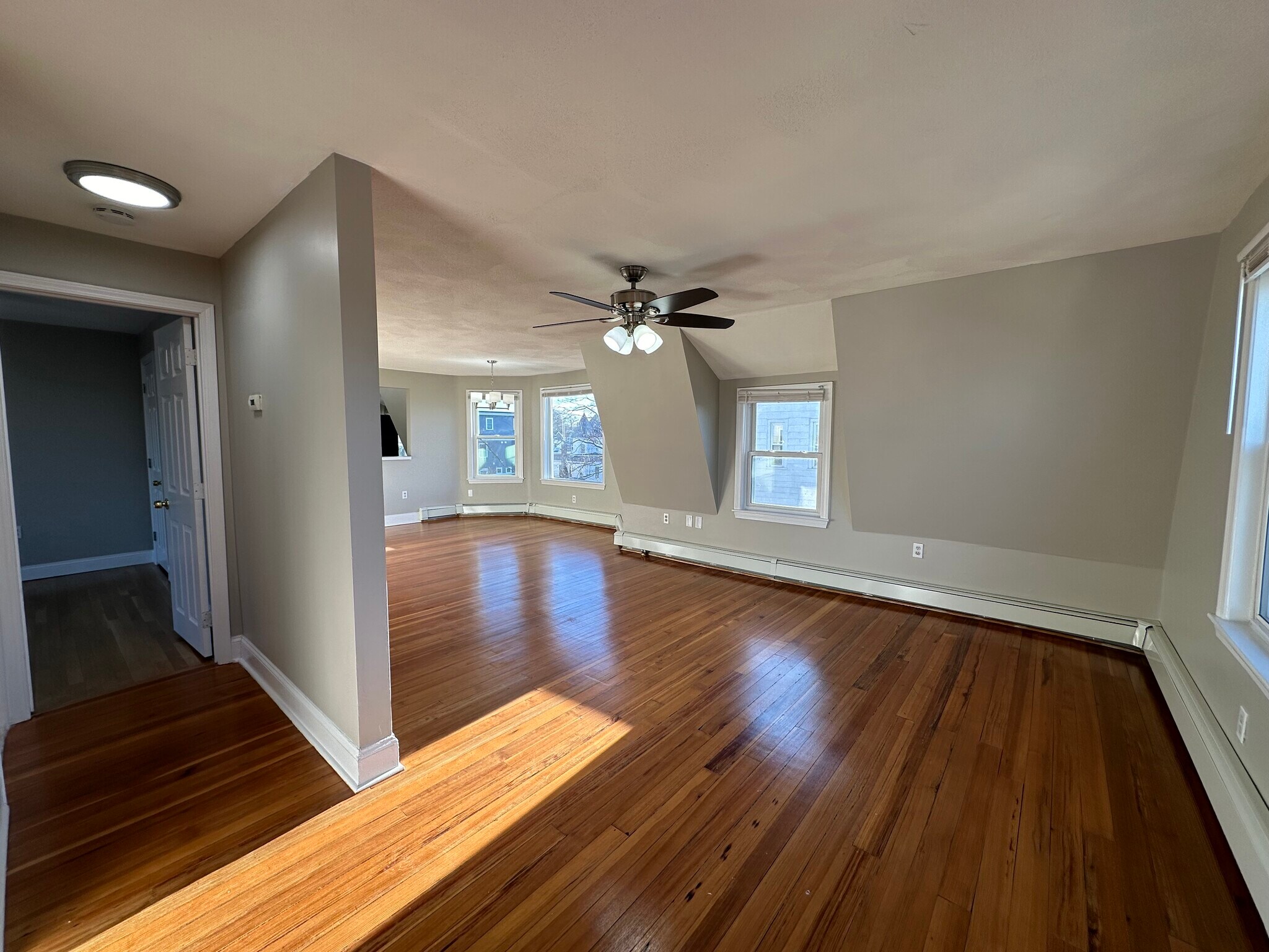 Building Photo - 76 Fremont St