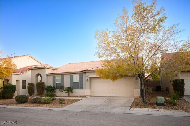 Building Photo - 7423 Cleghorn Canyon Way