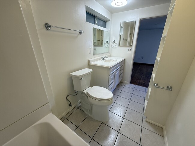 Building Photo - 1775 Atchison St