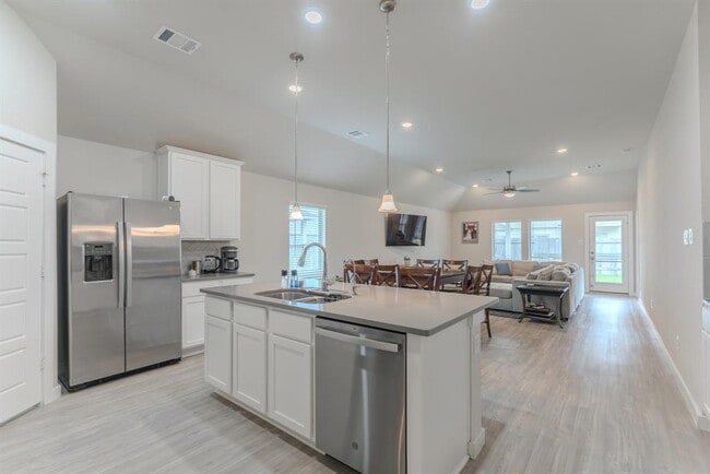 Building Photo - 22035 Juniper Crossing Dr