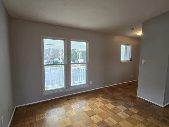 Building Photo - 5170 Phantom Ct