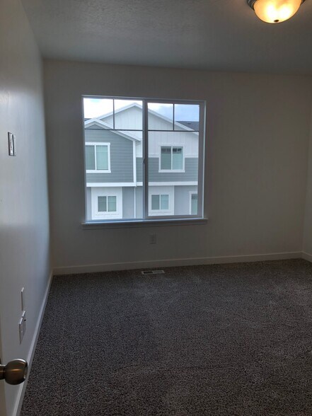 Building Photo - 4217 W Scofield Park Ct