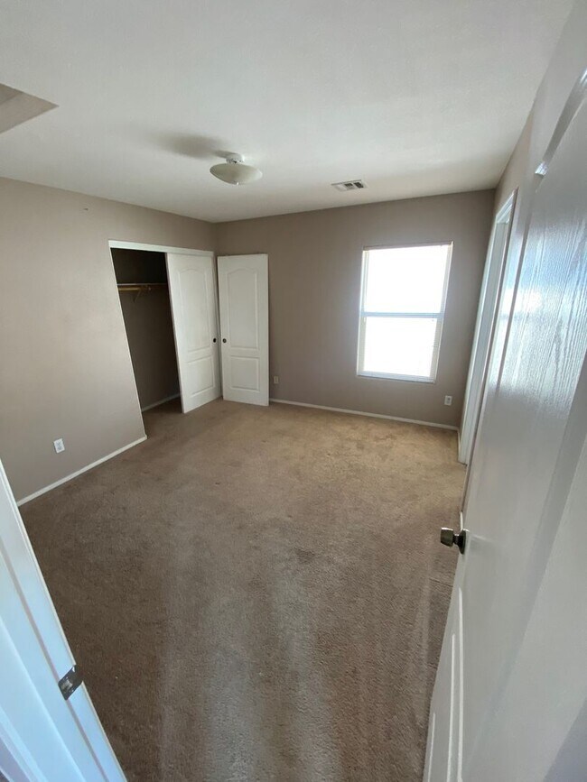 Building Photo - 5817 Addy Ln