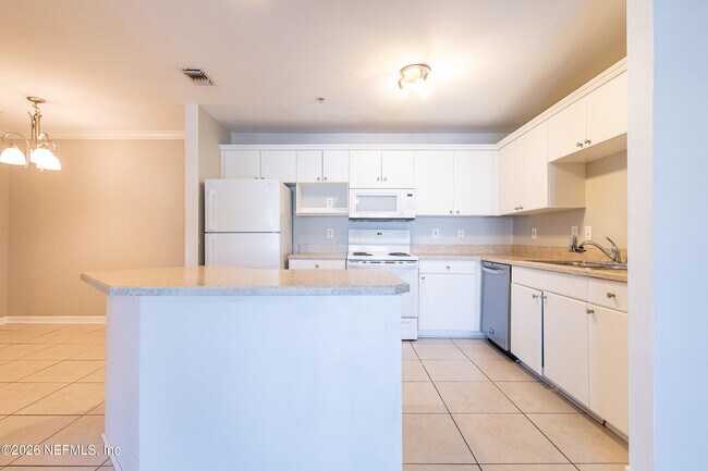 Building Photo - 3591 Kernan Blvd S
