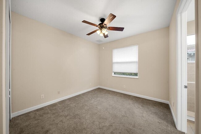 Building Photo - 9004 Pumpkin Ridge