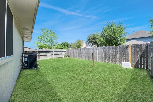 Building Photo - 16423 Monte Carlo Ln