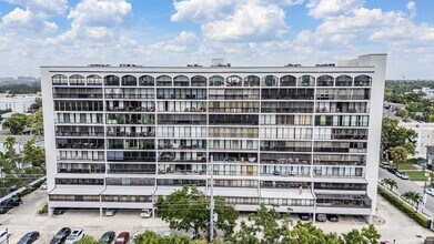 Building Photo - Spacious 2 Bed 2 Bath Condo in Heart of South Tampa