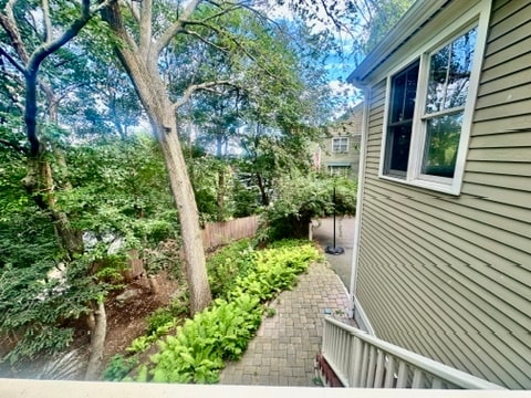 Building Photo - 19 Beech Glen St