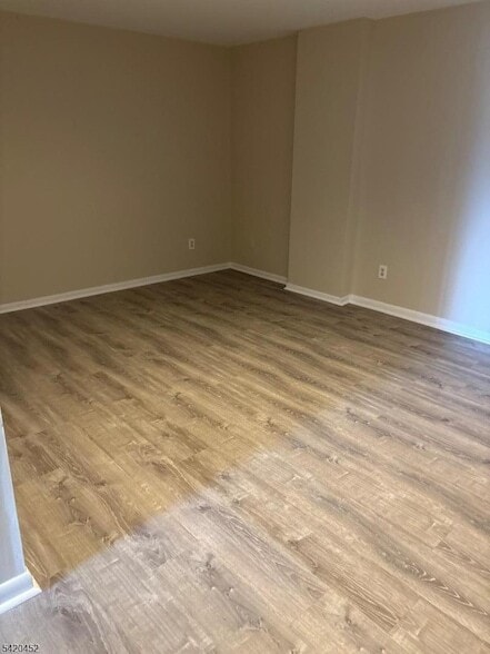 Building Photo - 3 Port Royal Dr