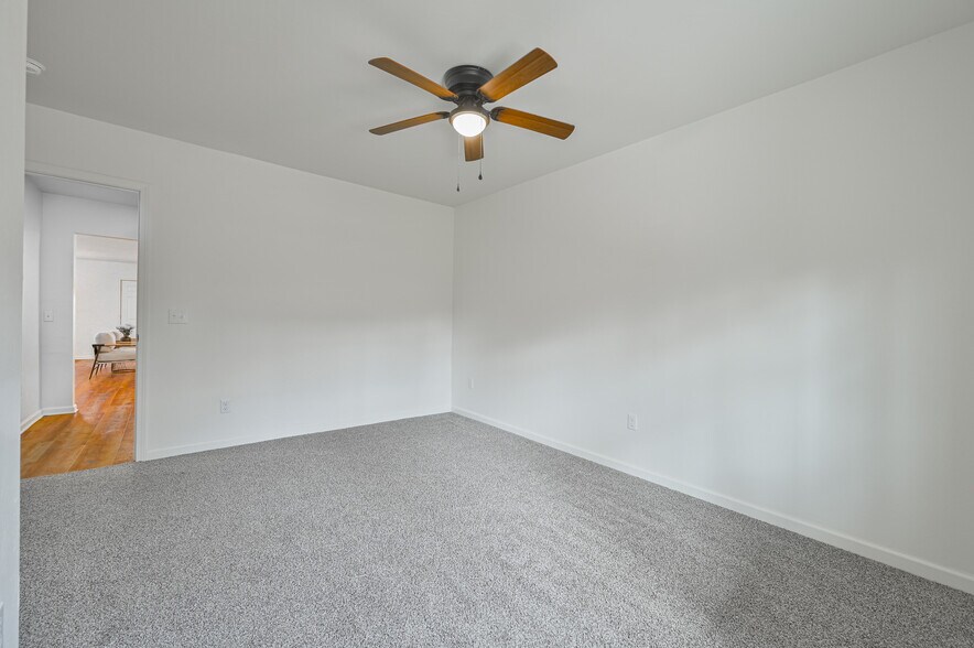 Building Photo - 4330 Granger St