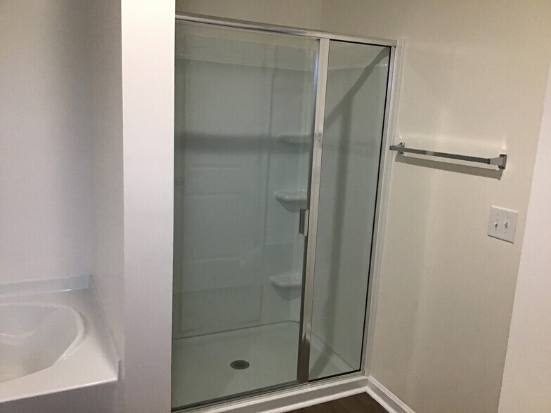 Building Photo - 1405 John Swann St