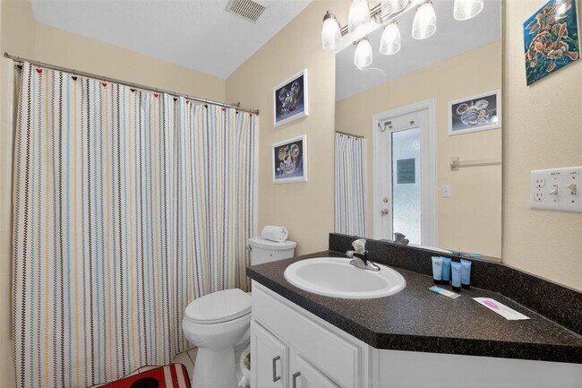 Building Photo - 165 Scrub Jay Way