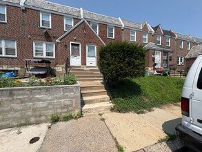 Building Photo - 7010 Kindred St