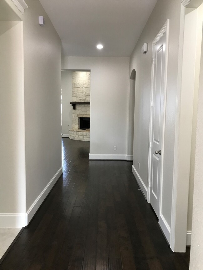 Building Photo - 2226 Falcon Brook Dr