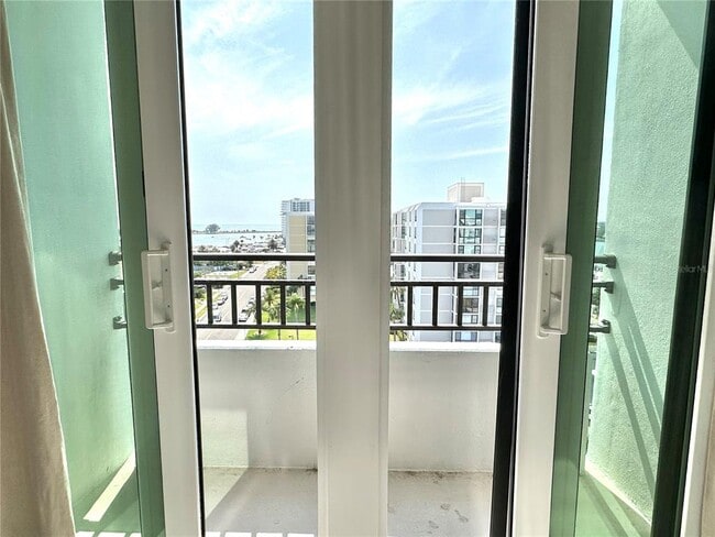 Building Photo - 855 Bayway Blvd