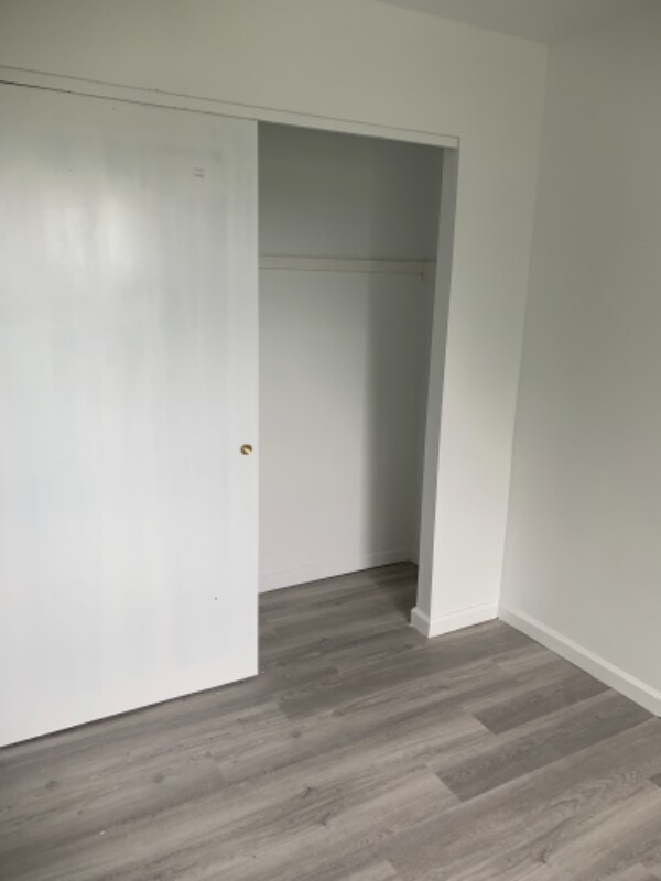 Building Photo - 7171 Wayles Dr