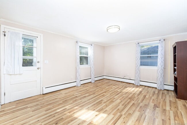 Building Photo - 99 Fuller Dr