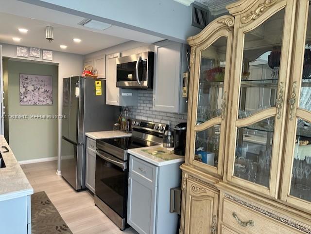 Building Photo - 210 174th St