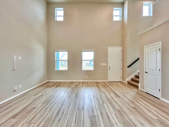 Building Photo - 202 Elm Br Trl