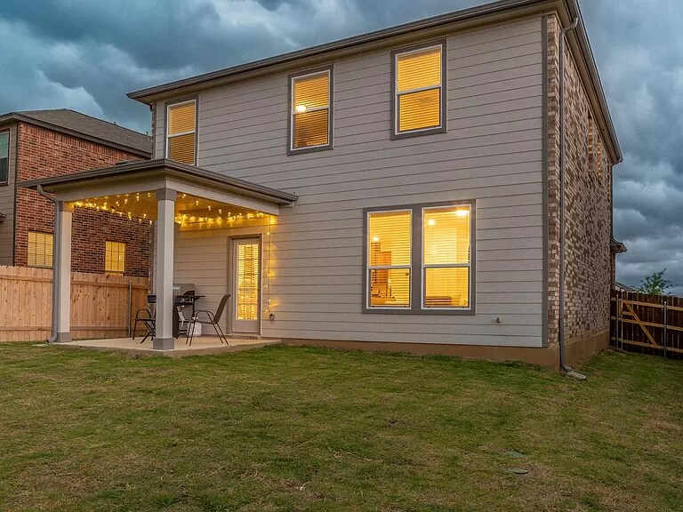 Building Photo - 3840 Casoria Ln