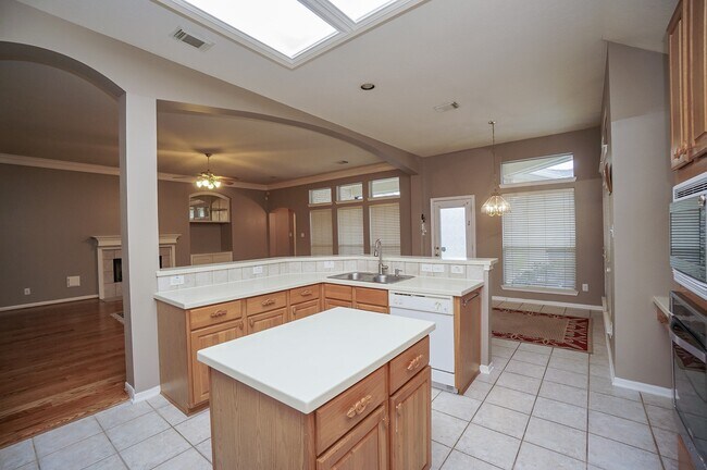 Building Photo - 9914 Clear Meadow Ln